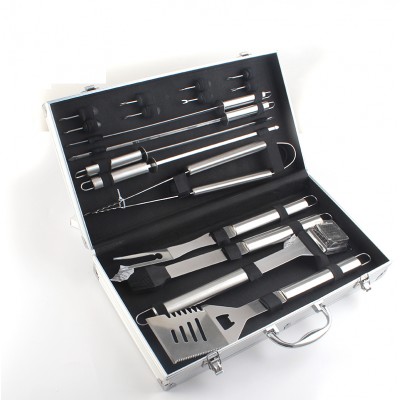 Manufacture 18 PCS Set Stainless Steel BBQ Tool With Carry Aluminum Case